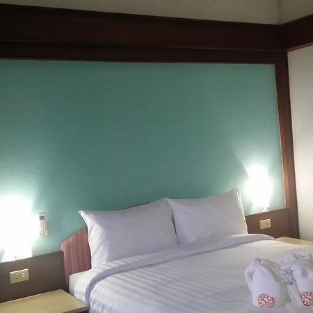 The 1 Place Hat Yai Exterior photo