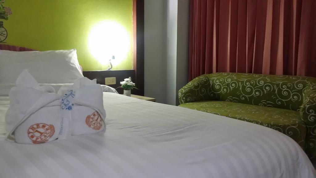 The 1 Place Hat Yai Room photo