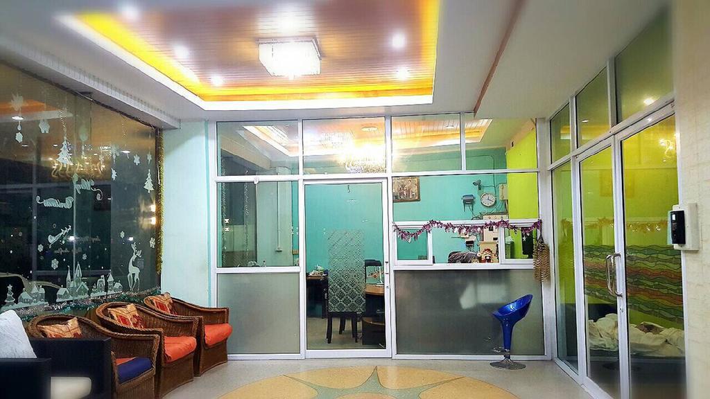 The 1 Place Hat Yai Exterior photo