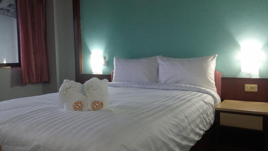 The 1 Place Hat Yai Room photo