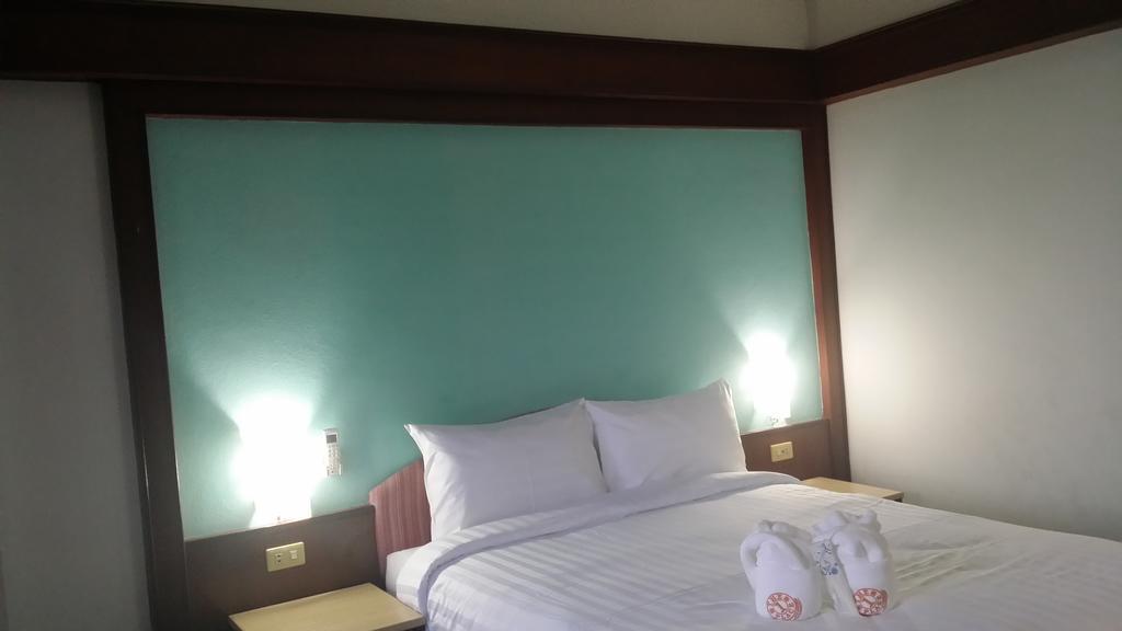 The 1 Place Hat Yai Exterior photo